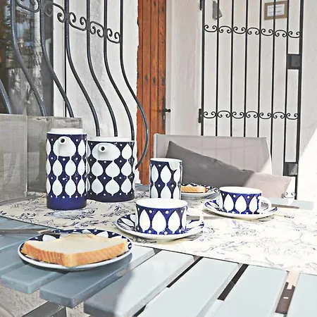 Petit Paradis Apartment