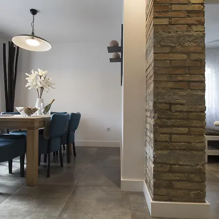 Petit Paradis Apartment